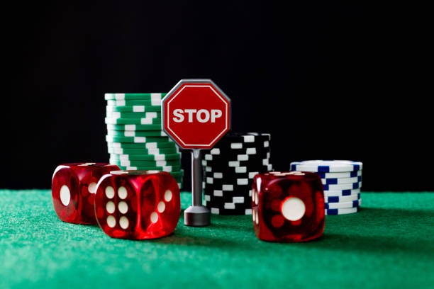 Lightning Roulette game board showing multiplier strikes on the wheel